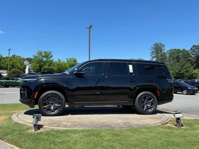 New 2026 Jeep Grand Wagoneer Limited w/ Premium Group II AWD/4WD image 4