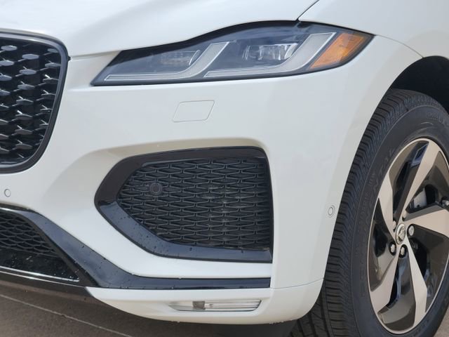 Used 2026 Jaguar F-PACE R-Dynamic S image 5