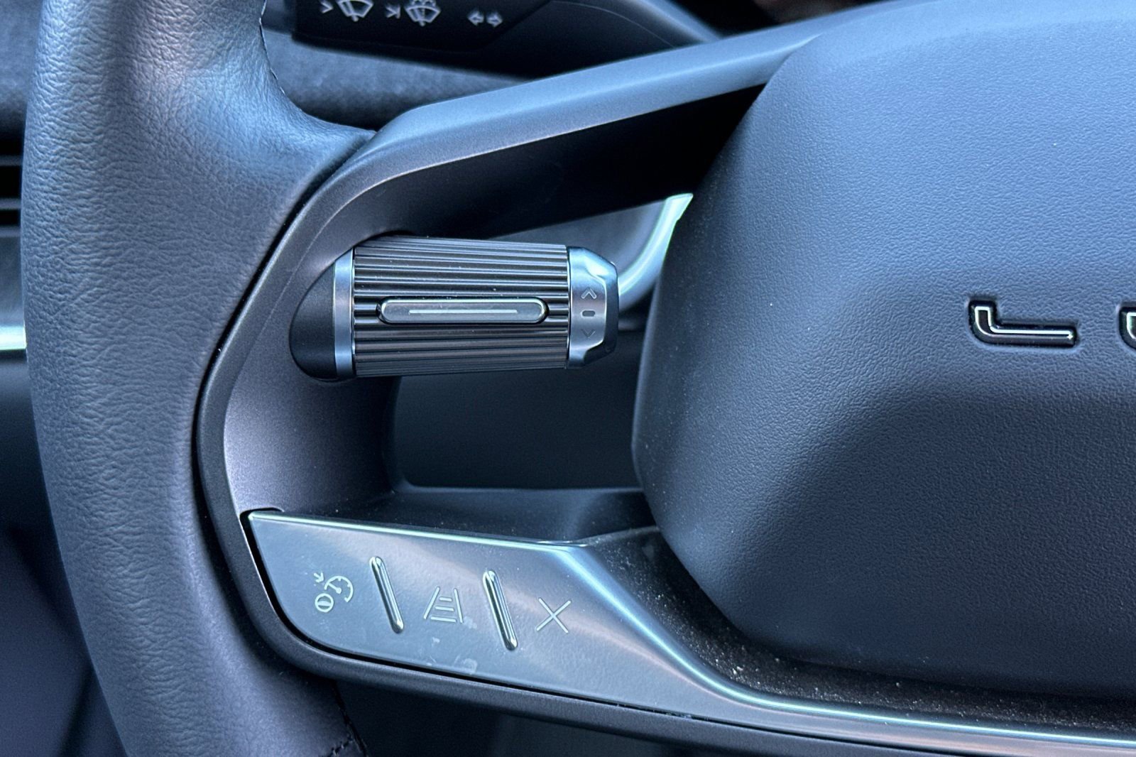 Used 2024 Lucid Air Touring image 35