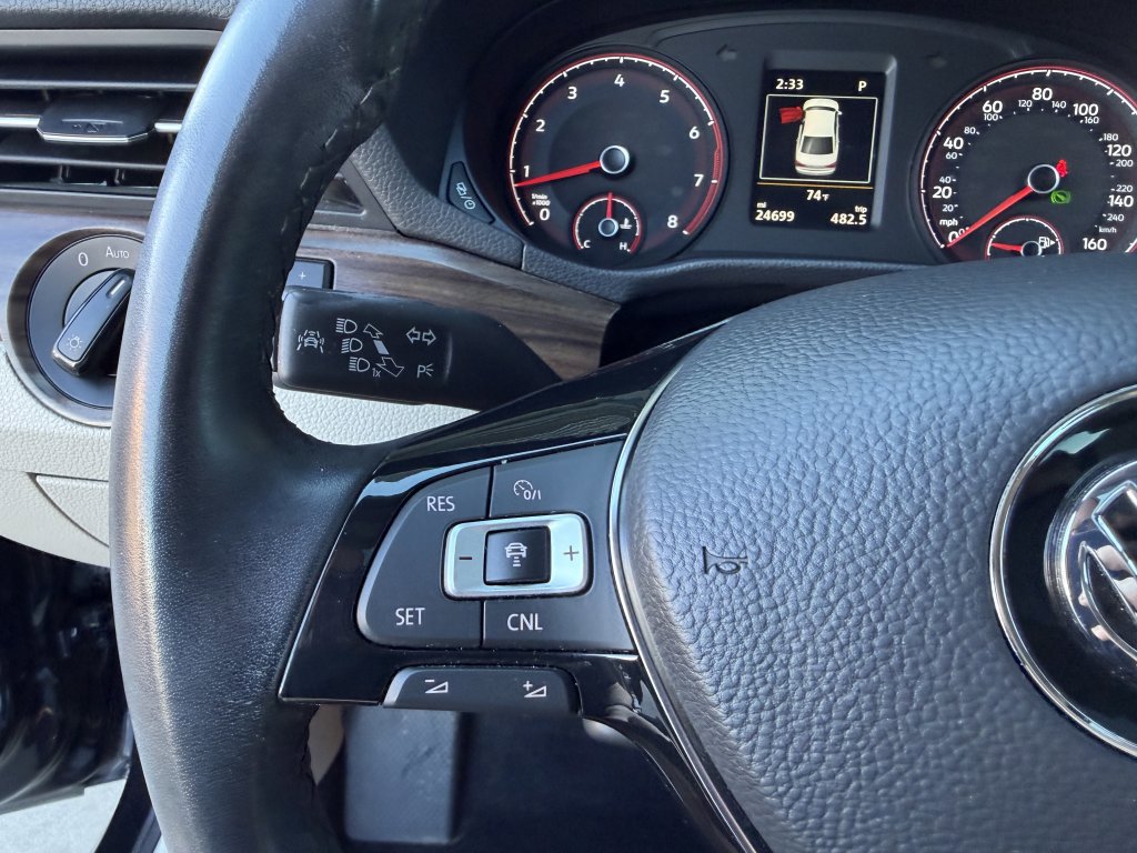 Used 2020 Volkswagen Passat 2.0T SEL image 27