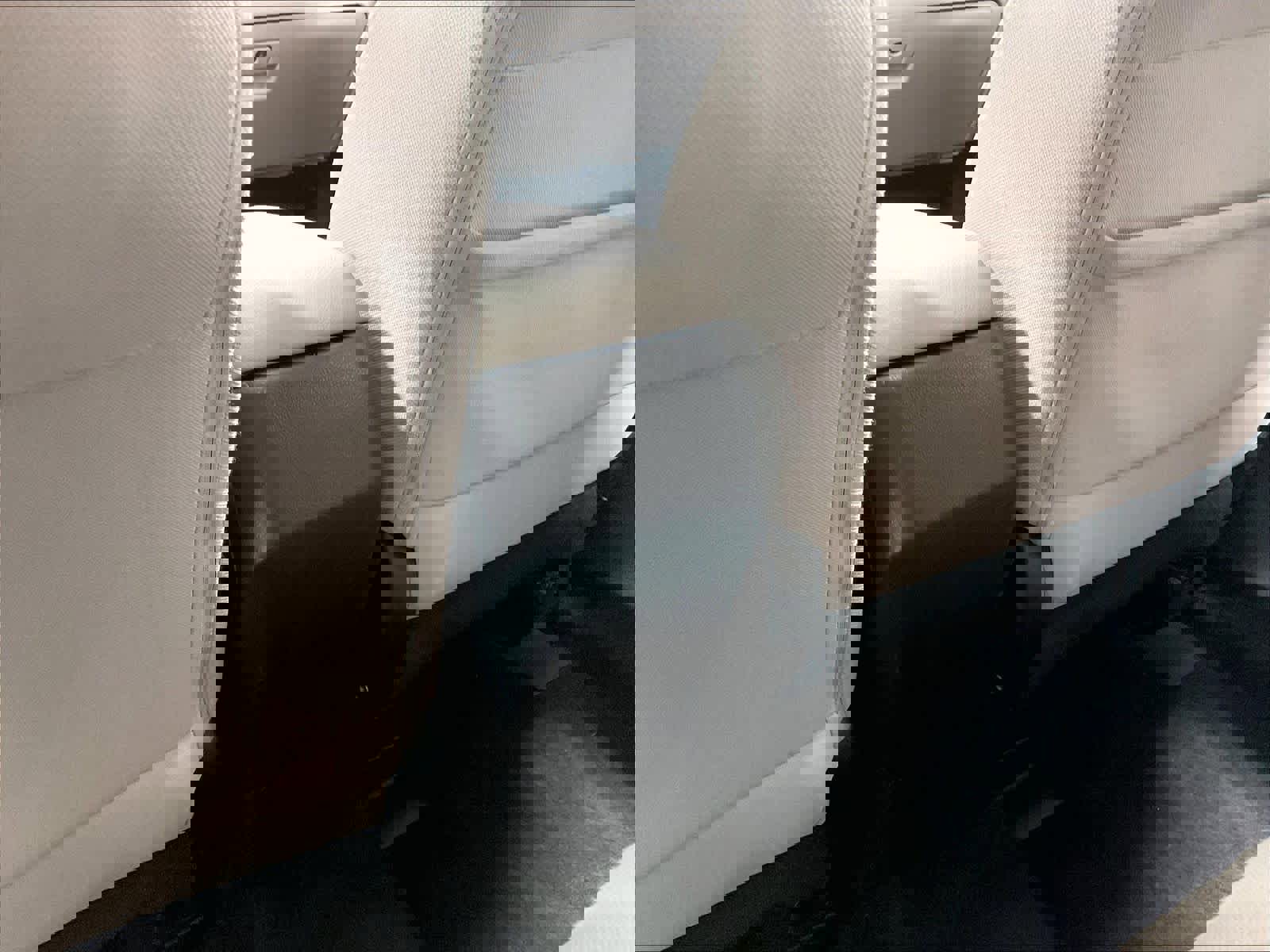 Used 2018 Subaru Forester 2.5i Premium w/ All-Weather Package image 29