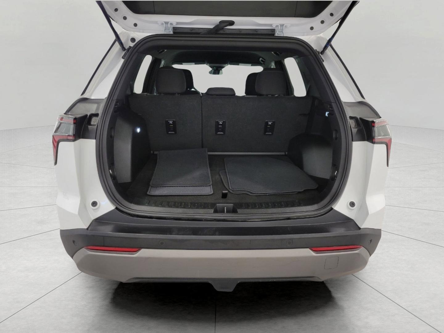 Certified 2025 Chevrolet Equinox LT AWD/4WD image 16