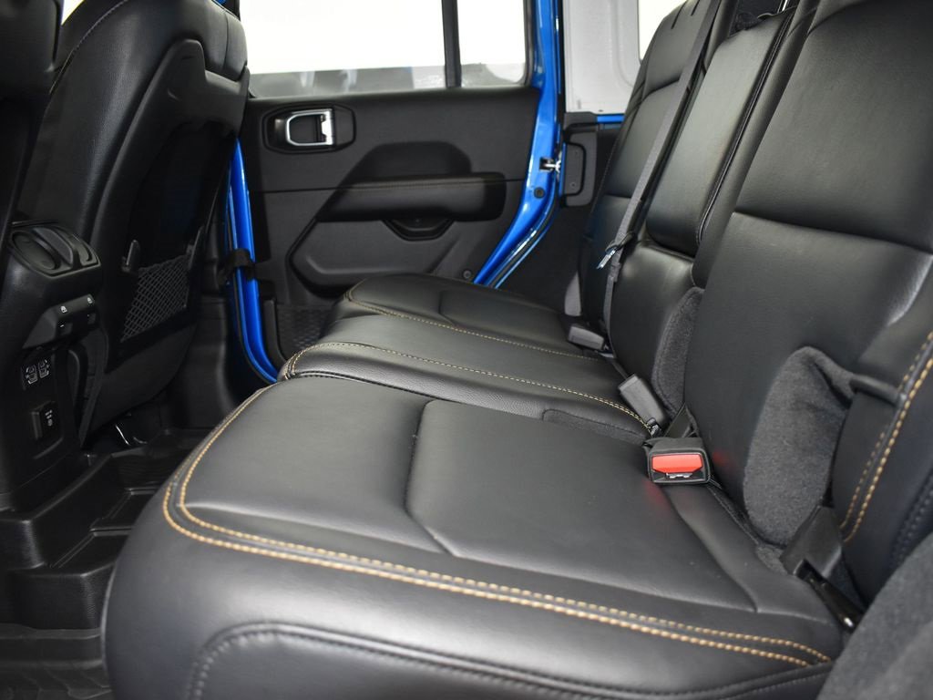 Used 2024 Jeep Wrangler Sahara w/ Technology Group image 16