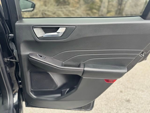 Used 2024 Ford Escape Platinum image 15