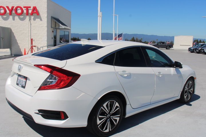 Used 2016 Honda Civic EX-T image 3