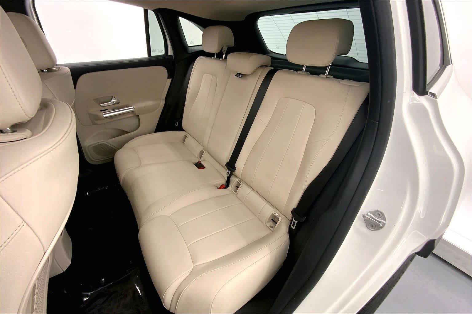 Certified 2022 Mercedes-Benz GLA 250 image 17