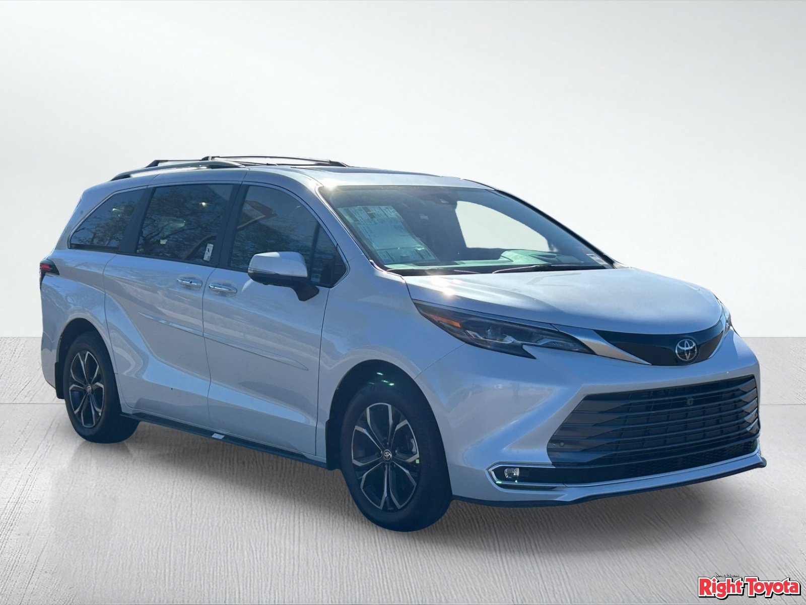 New 2026 Toyota Sienna Platinum AWD/4WD image 8