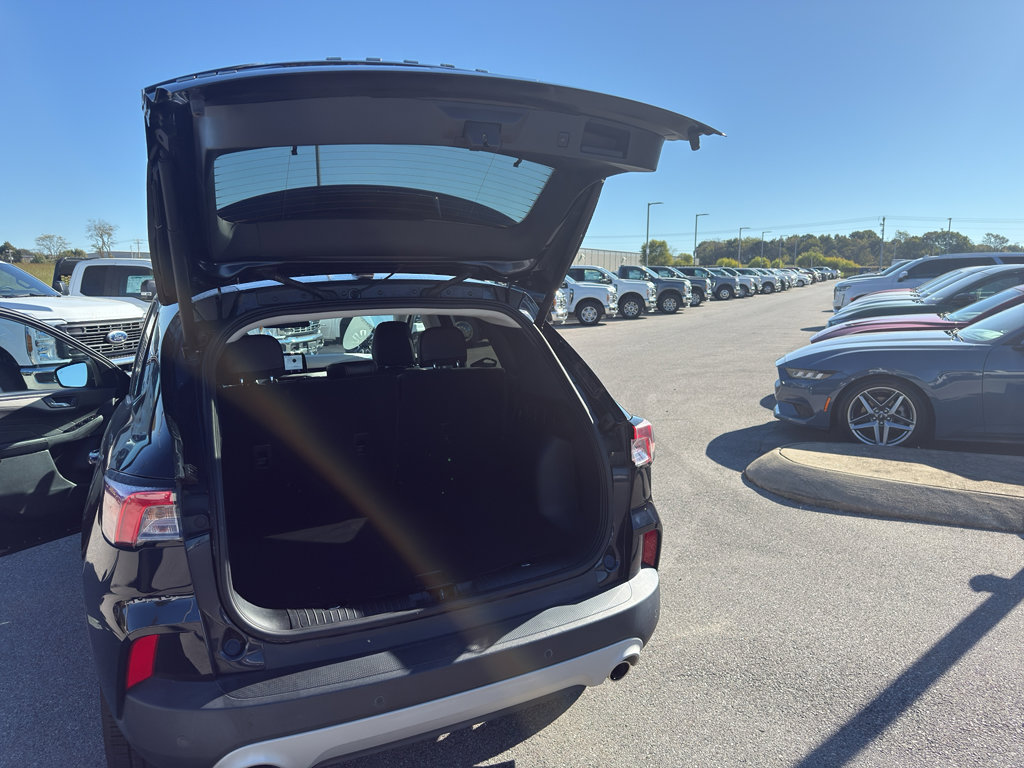 Certified 2021 Ford Escape SEL image 17