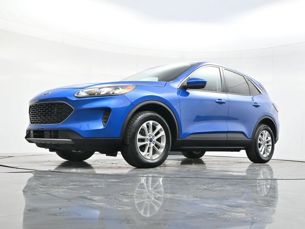 Used 2020 Ford Escape SE image 44
