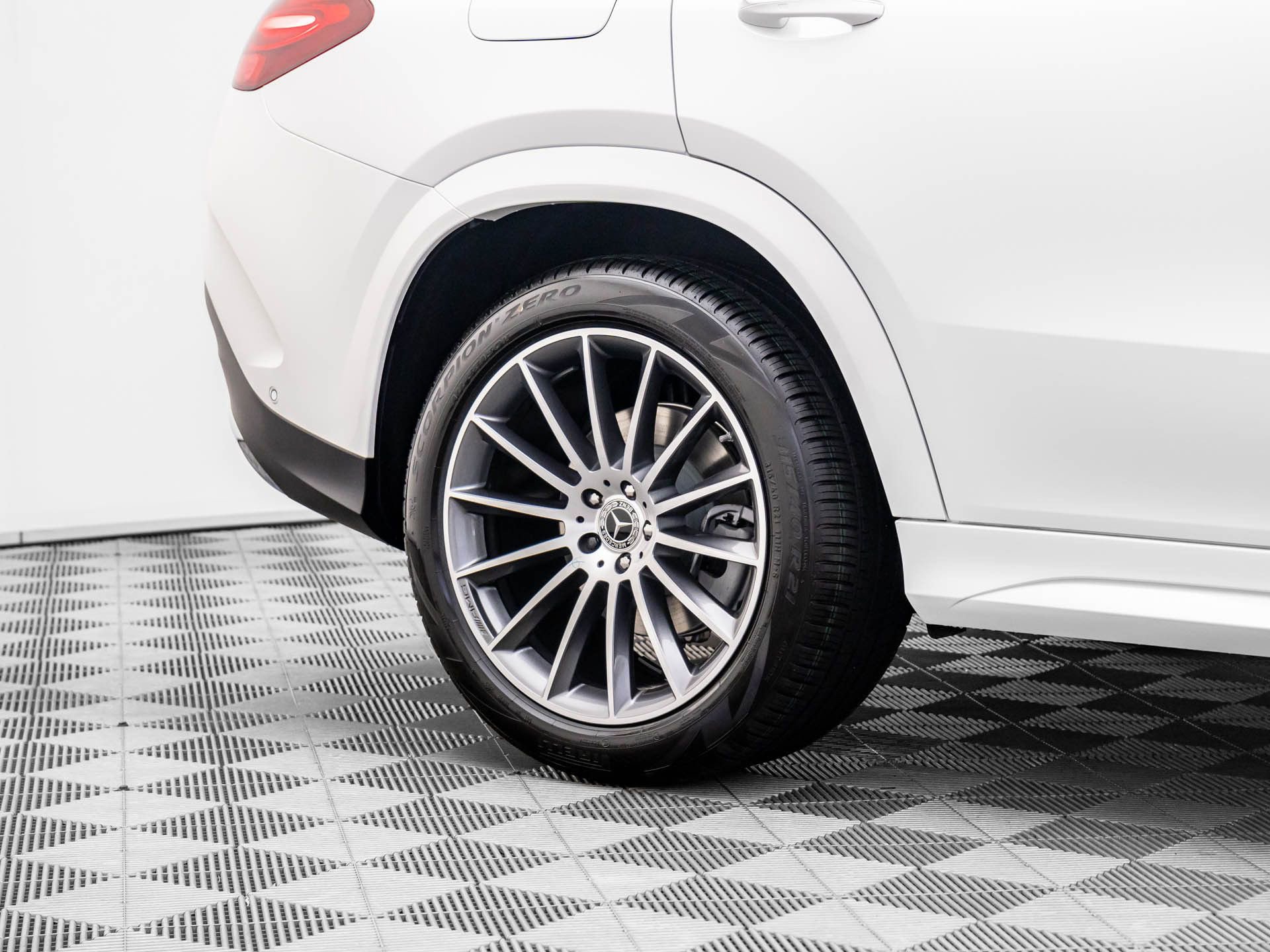 New 2026 Mercedes-Benz GLE 450 4MATIC Coupe image 35