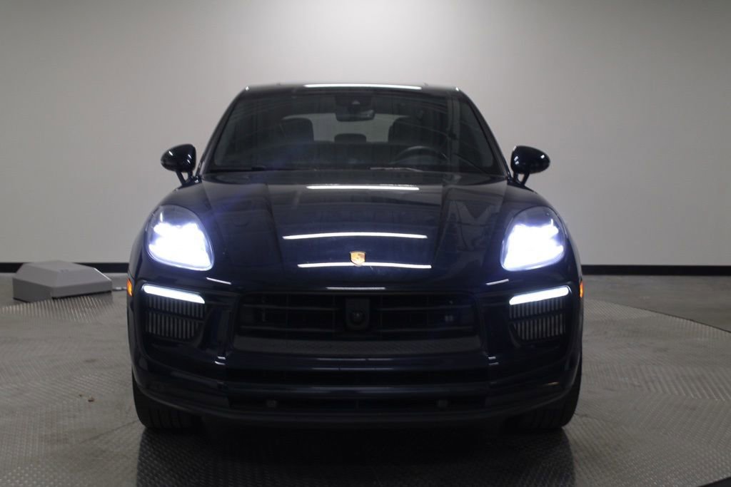 Certified 2022 Porsche Macan S AWD/4WD image 10