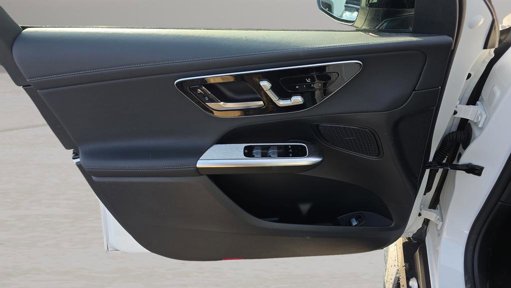 Used 2025 Mercedes-Benz GLC 43 AMG GLC 43 AMGﾮ image 17