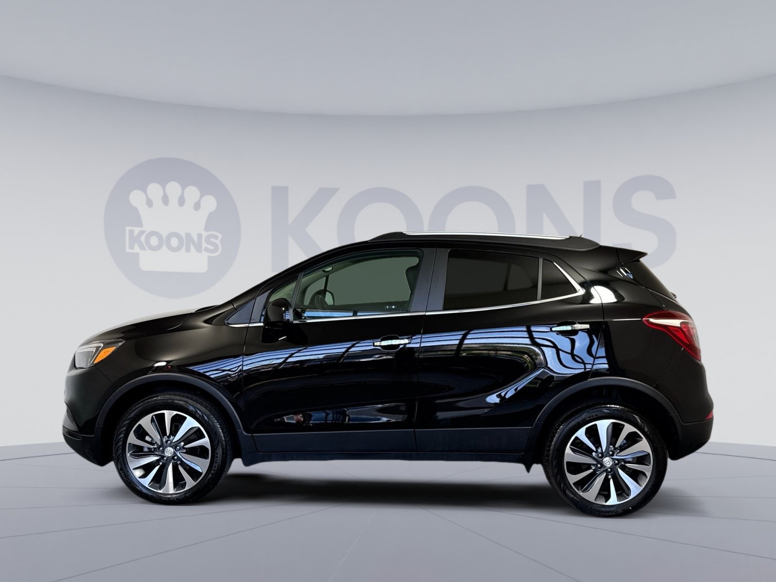 Used 2022 Buick Encore Preferred w/ Safety Package AWD/4WD image 2