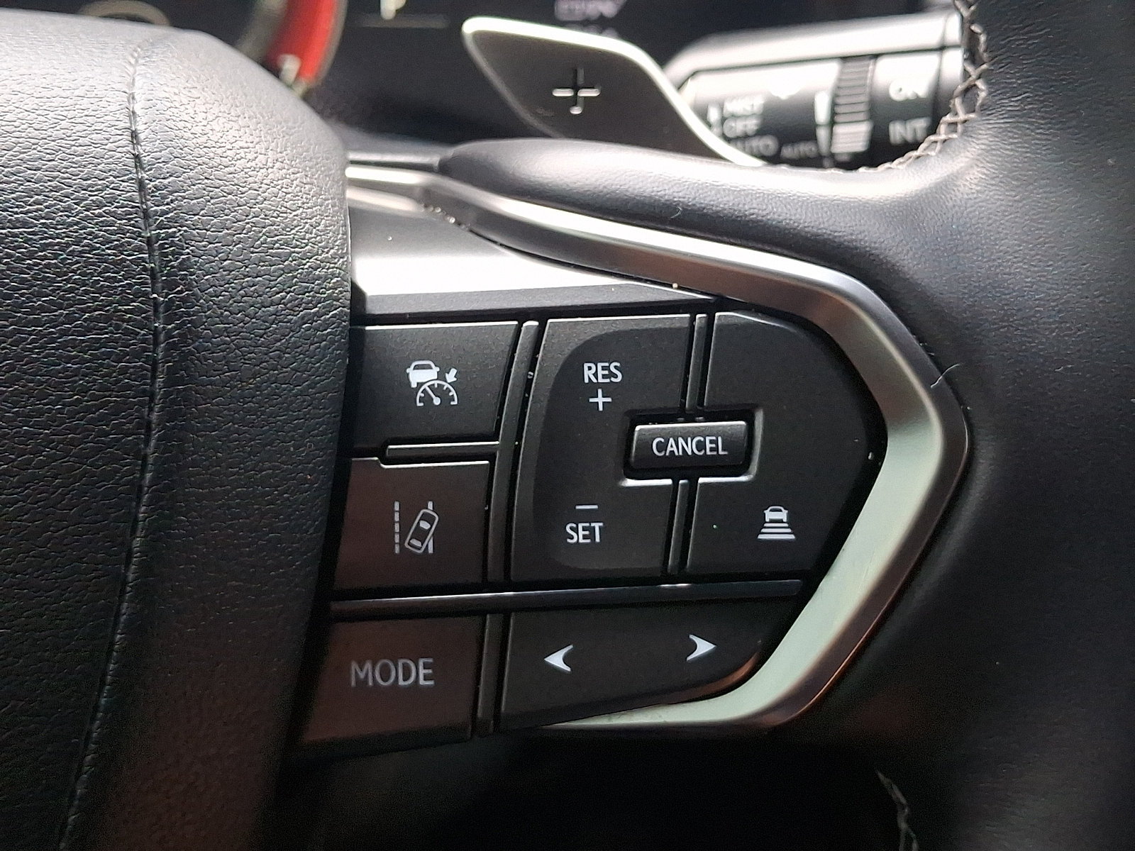 Used 2024 Lexus LX 600 4WD w/ Appearance Package image 21