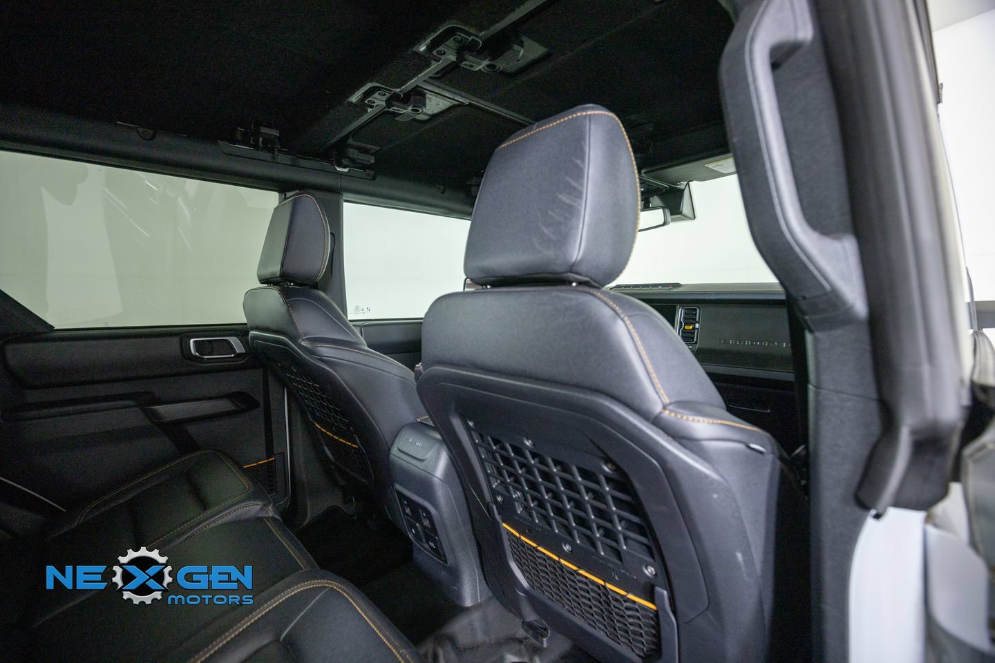 Used 2024 Ford Bronco Badlands AWD/4WD image 38