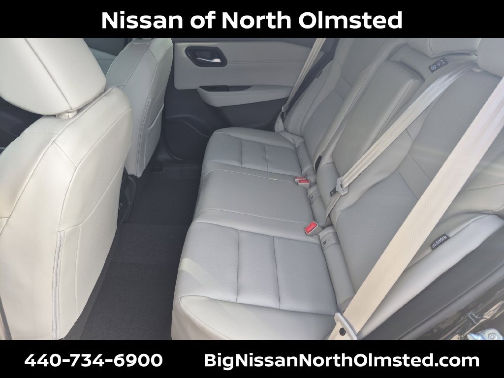 New 2026 Nissan Rogue Dark Armor AWD/4WD image 18