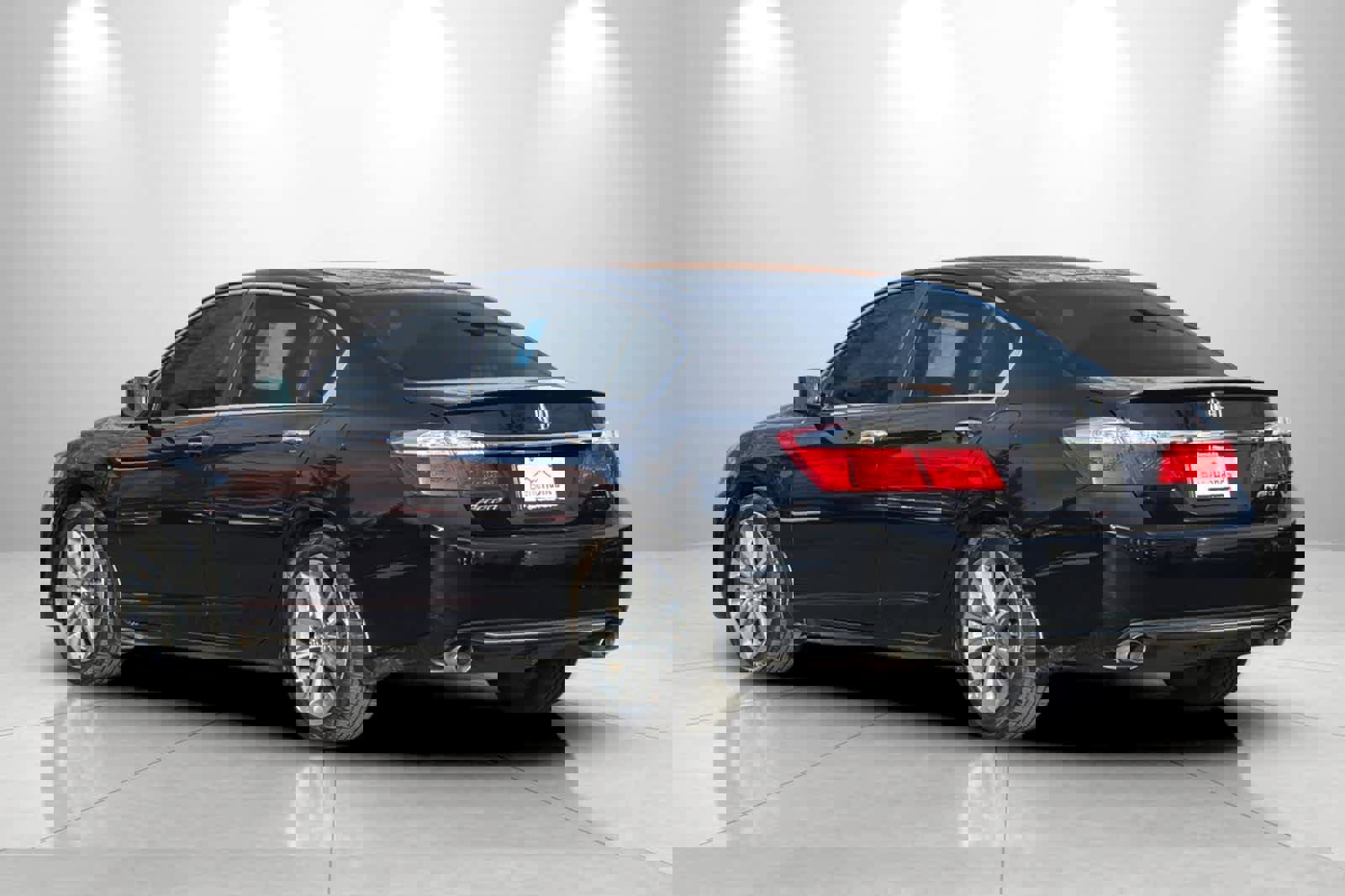 Used 2015 Honda Accord Sport image 6