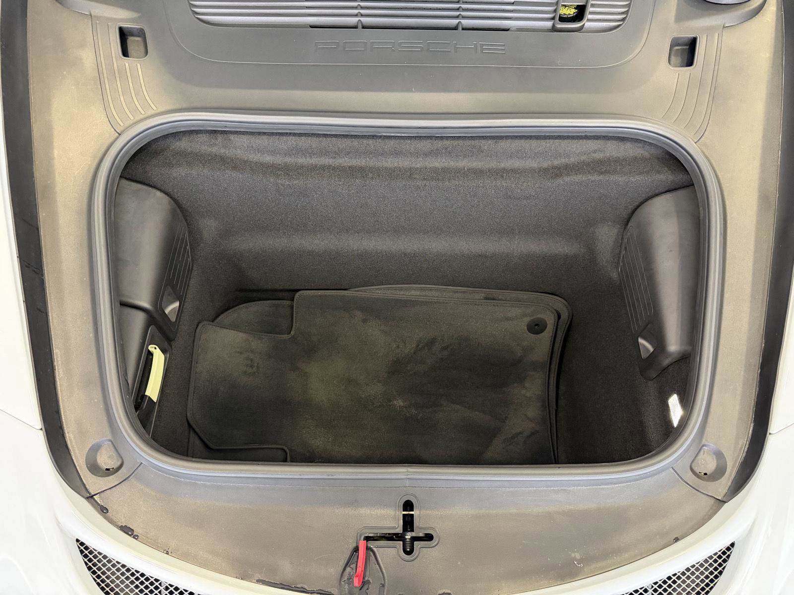 Certified 2018 Porsche 911 GT3 image 26