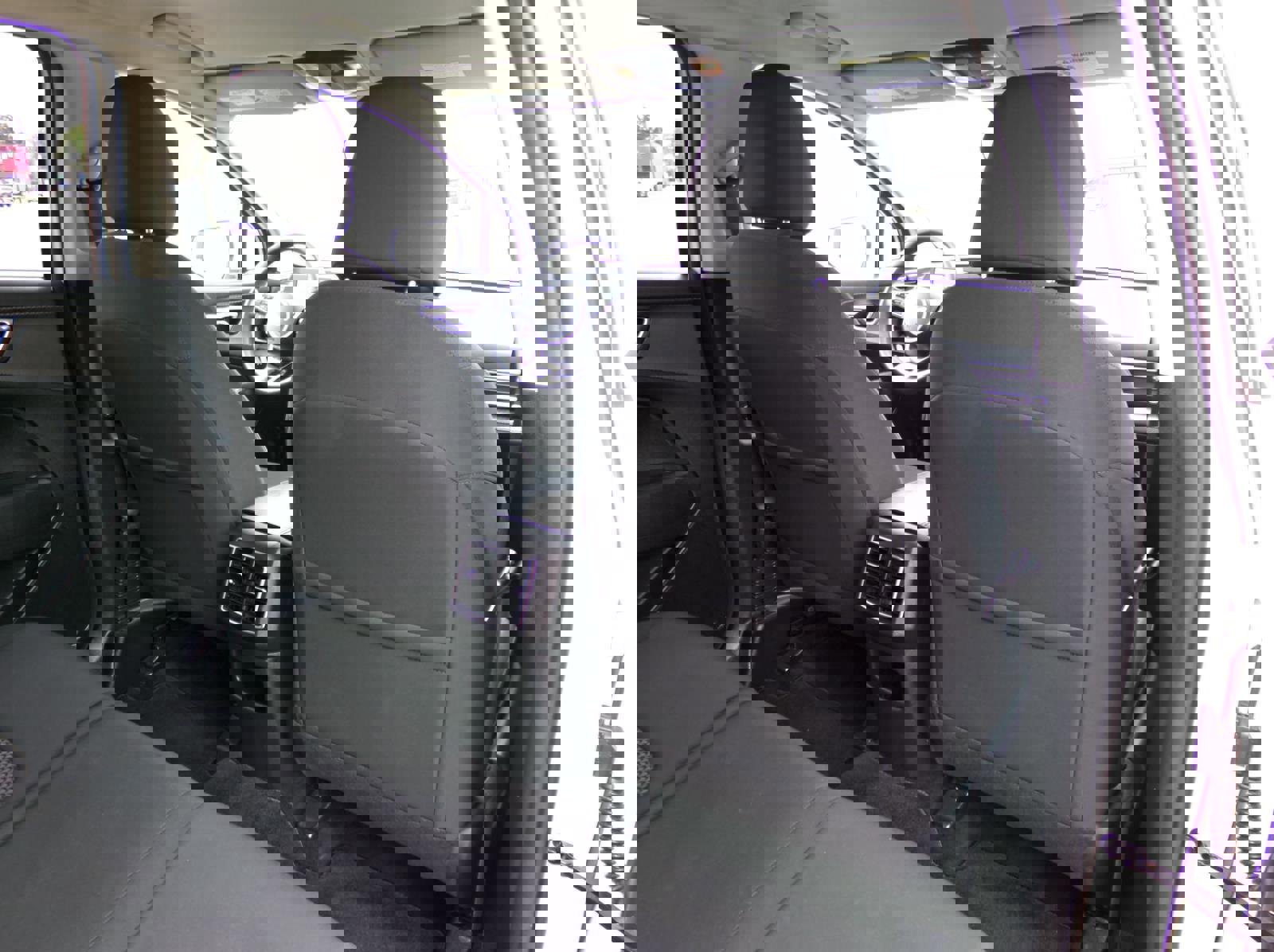 Used 2023 Kia Sportage LX image 15