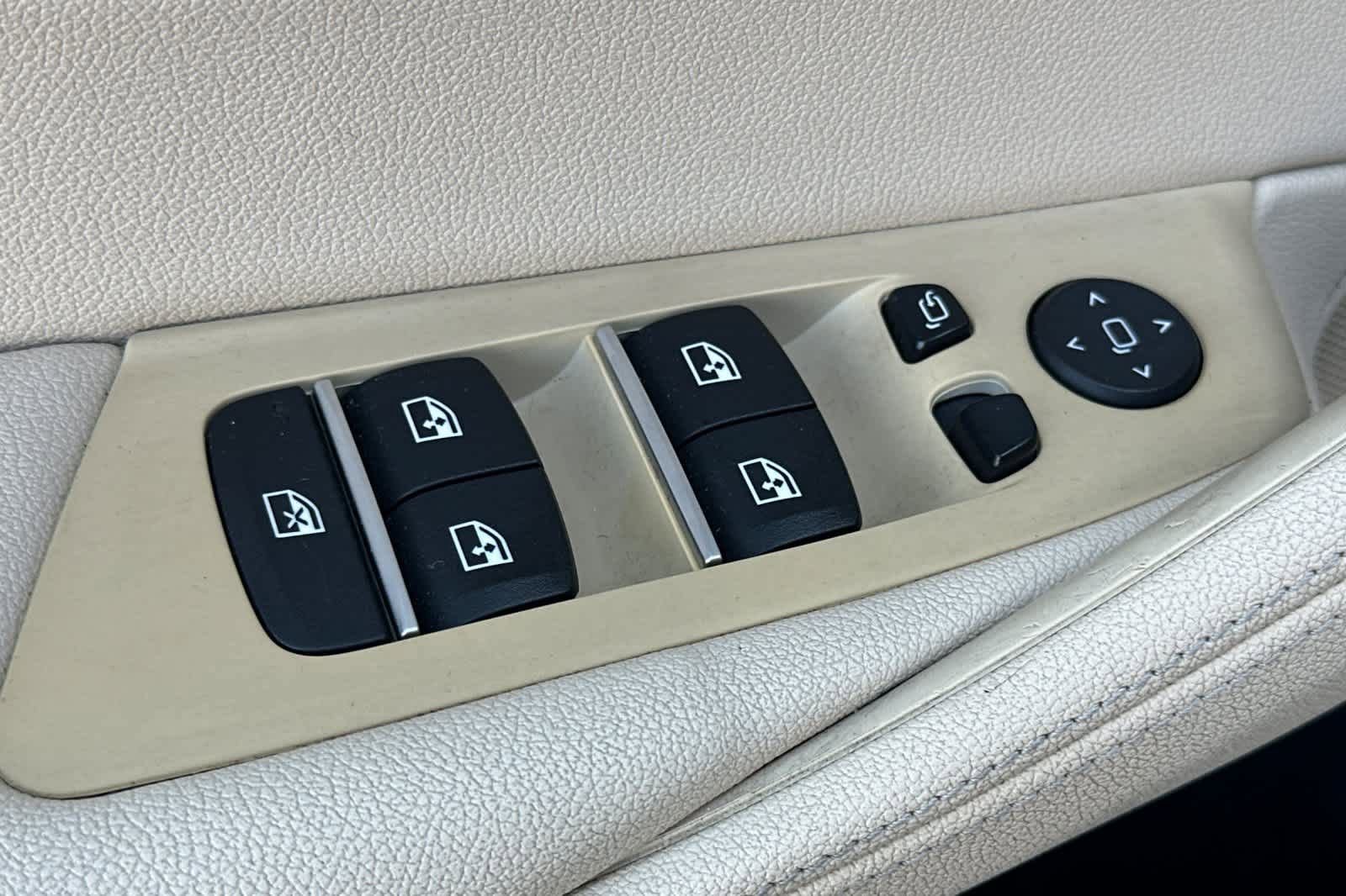 Used 2020 BMW 530i 530i w/ Convenience Package image 15