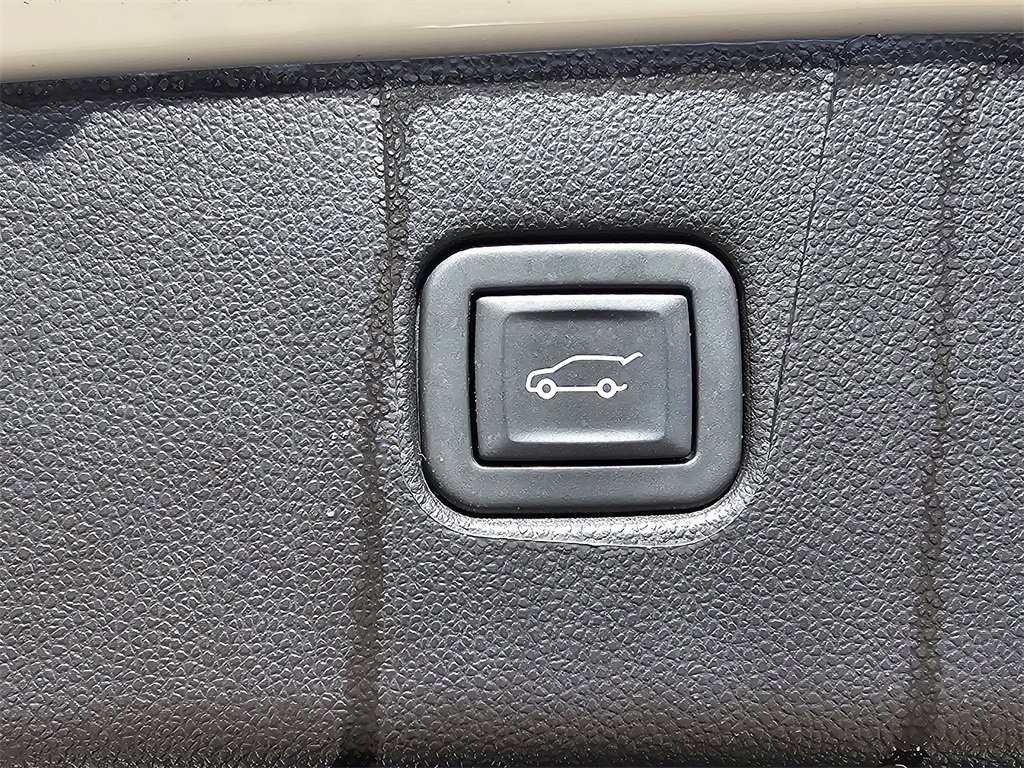 Used 2024 Chevrolet Blazer LT image 29