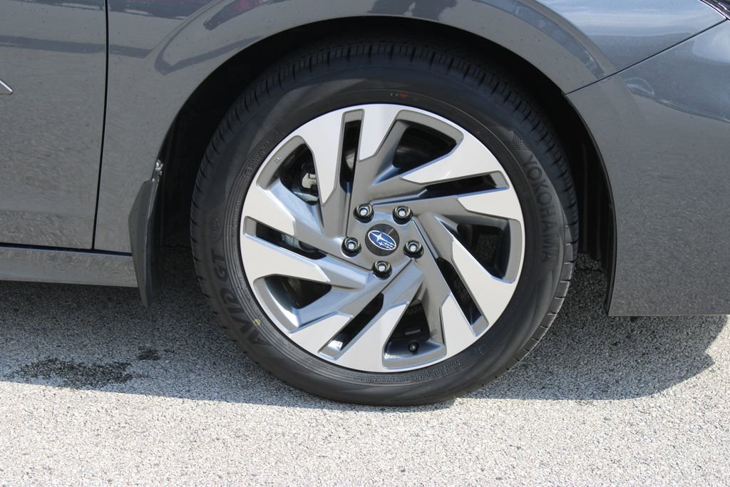 Used 2025 Subaru Legacy Limited image 30