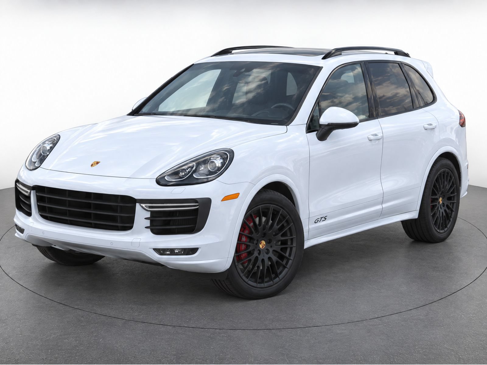 Used 2017 Porsche Cayenne GTS AWD/4WD image 1