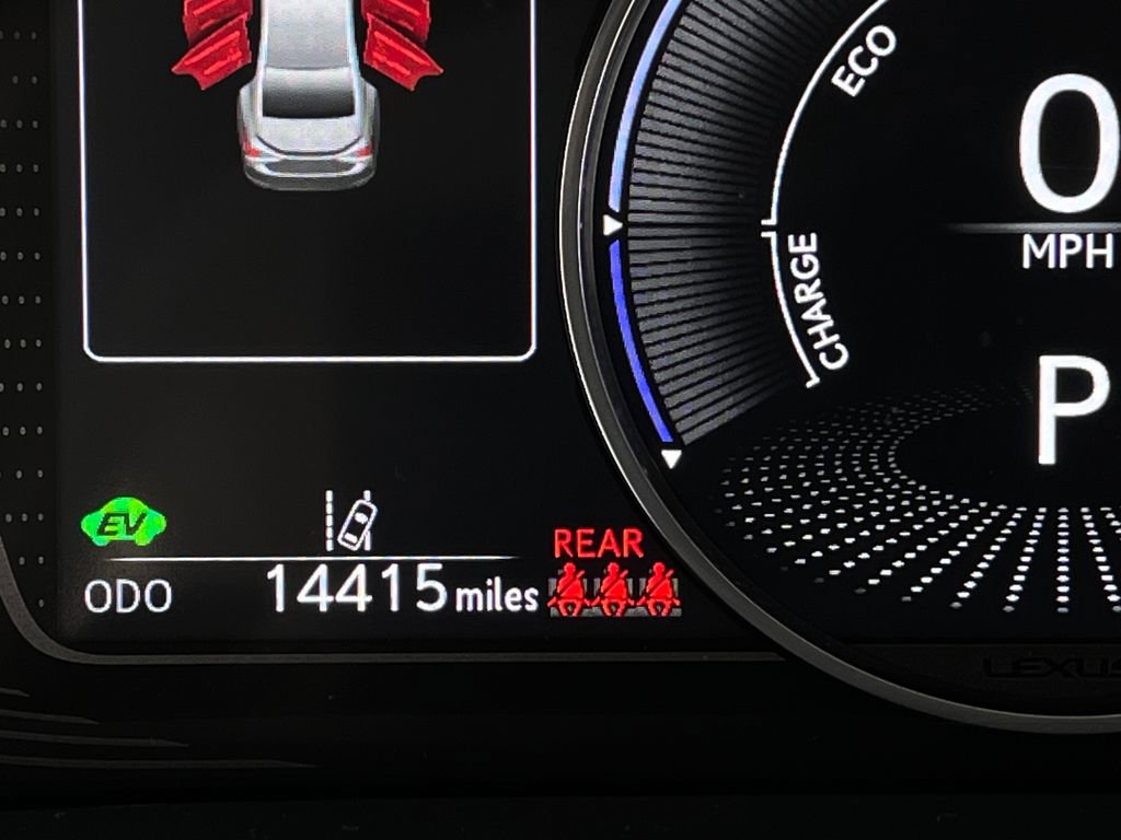 Used 2025 Lexus ES 300h w/ Premium Package image 17