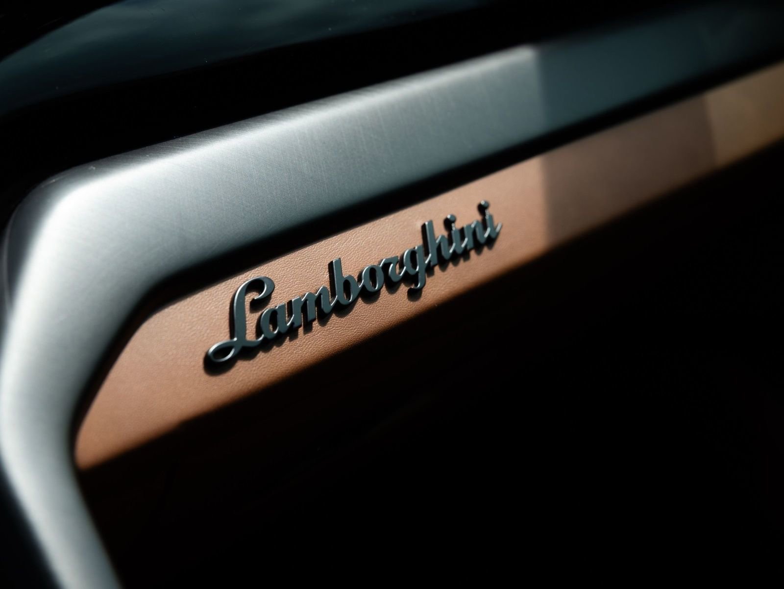 Used 2023 Lamborghini Urus S AWD/4WD image 14