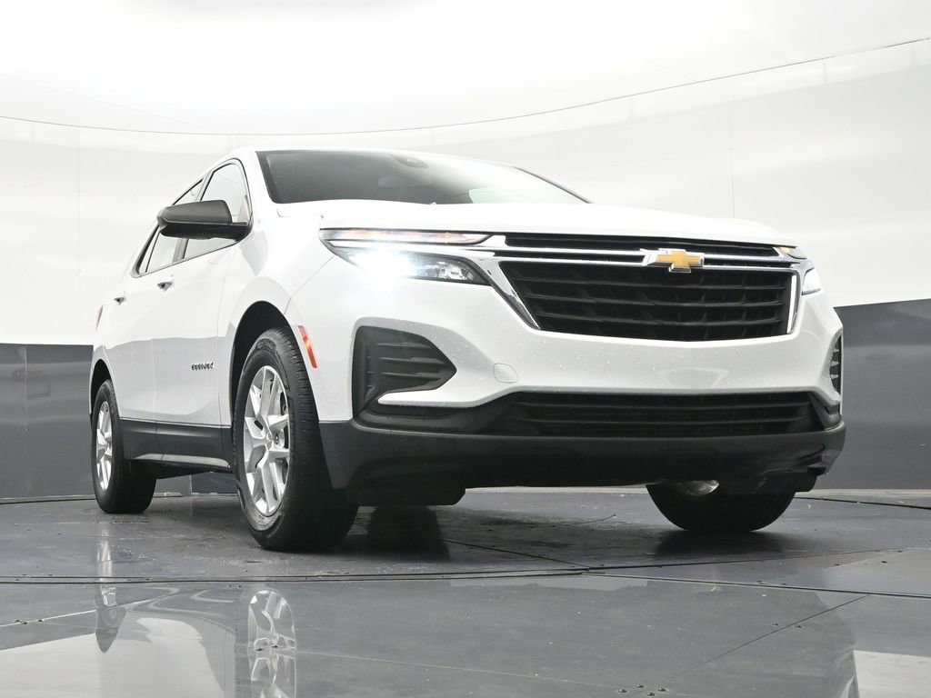 Used 2022 Chevrolet Equinox LS FWD image 29