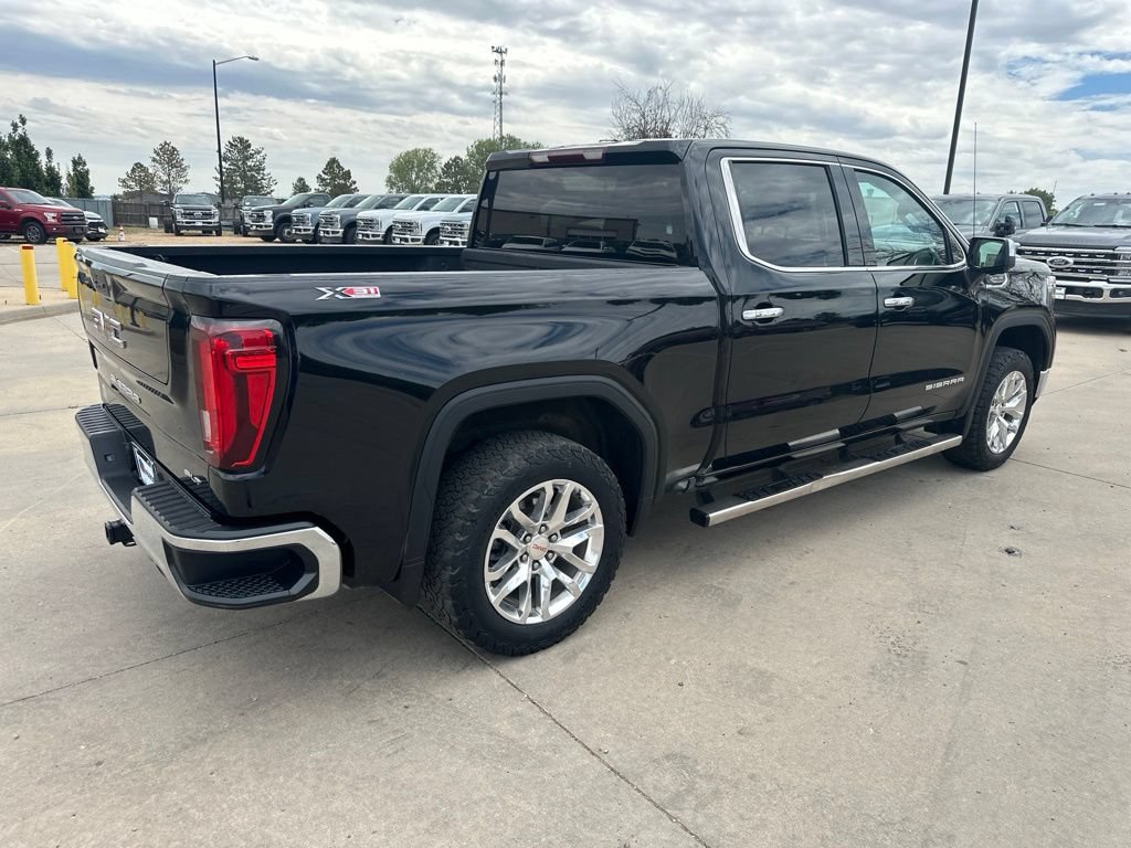 Certified 2022 GMC Sierra 1500 SLT w/ X31 Off-Road Package AWD/4WD image 33