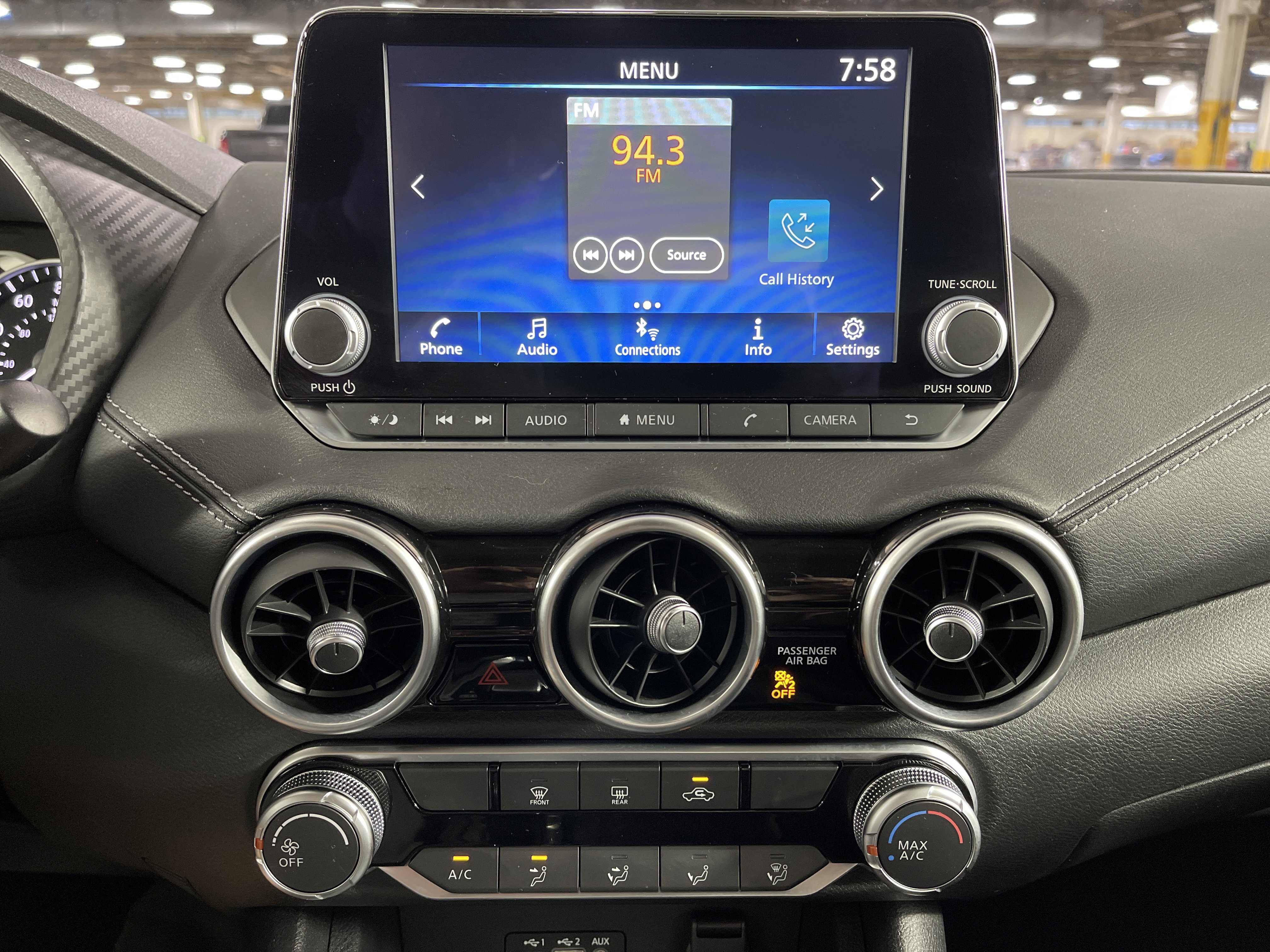 Used 2023 Nissan Sentra SV image 21