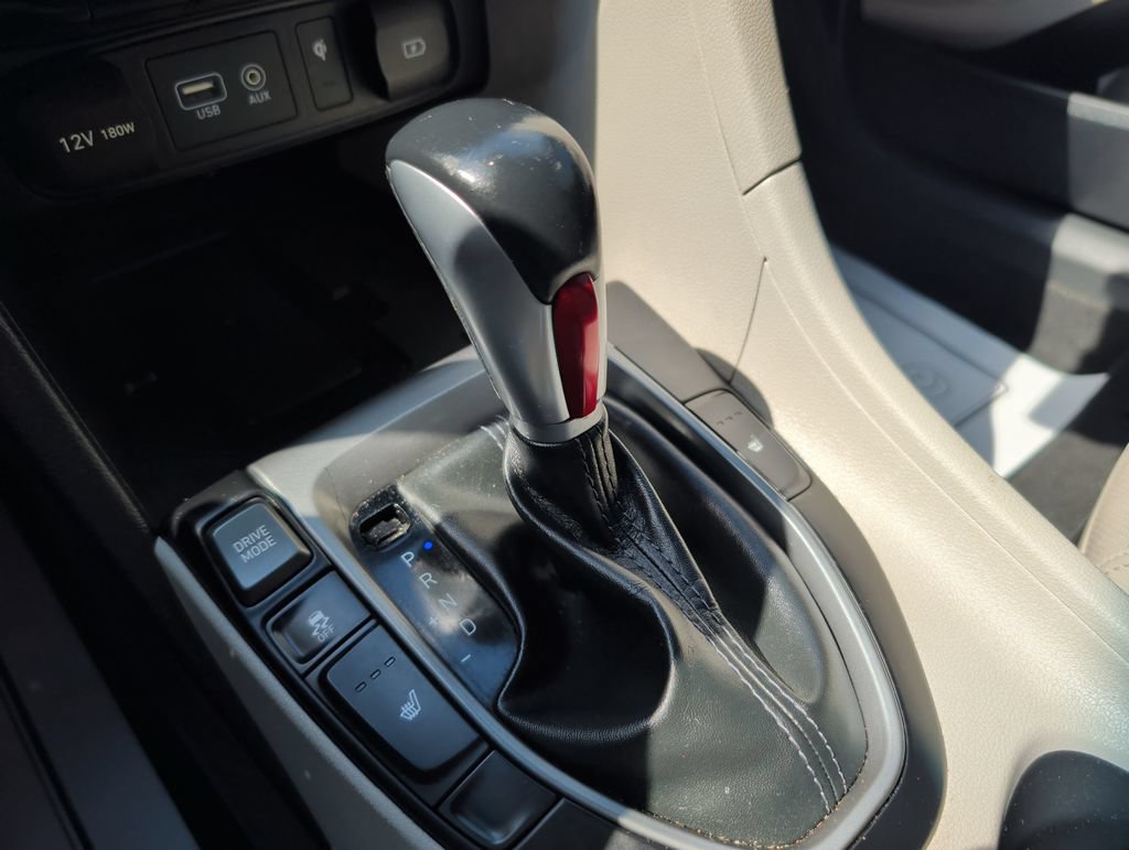 Used 2019 Hyundai Veloster Turbo Ultimate FWD image 17