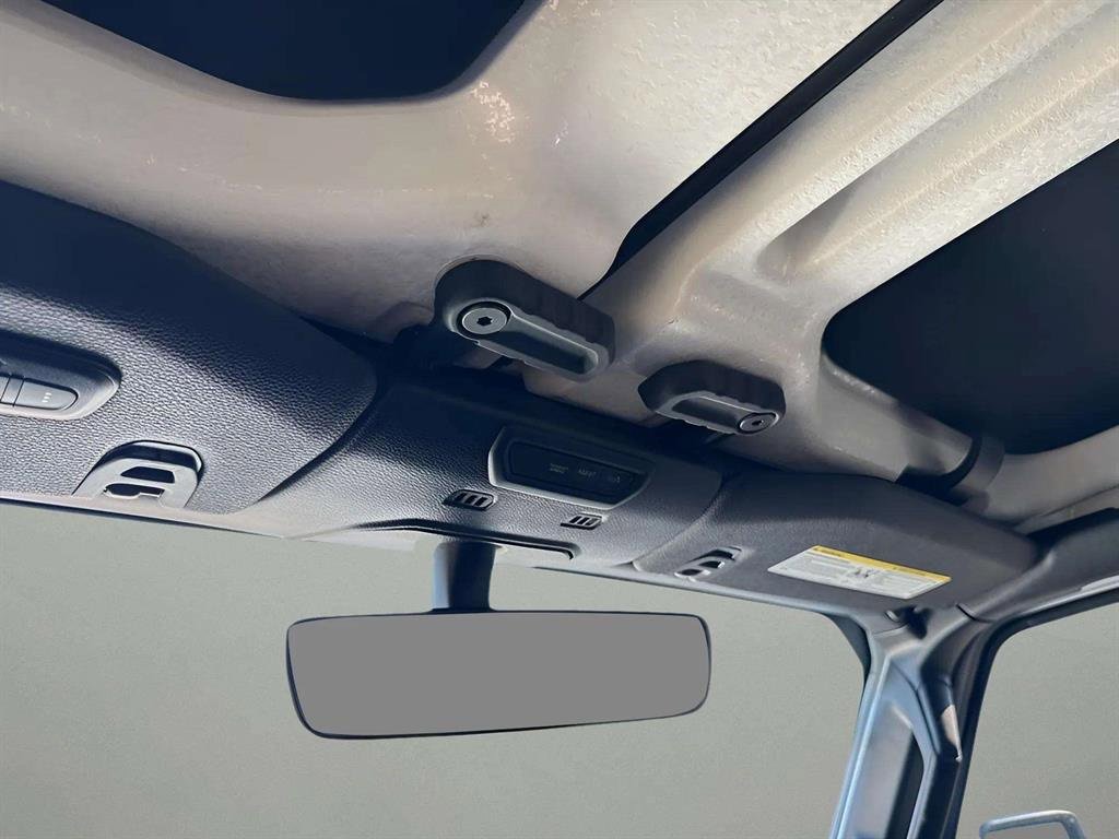 Used 2022 Jeep Wrangler Unlimited Sahara w/ Cold Weather Group image 24