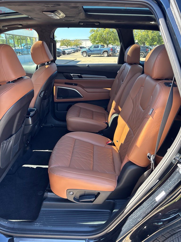 Used 2025 Kia Telluride SX Prestige X-Line AWD/4WD image 4