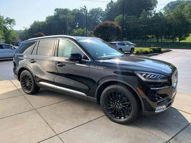 Used 2020 Lincoln Aviator Reserve w/ Elements Package Plus AWD/4WD image 7