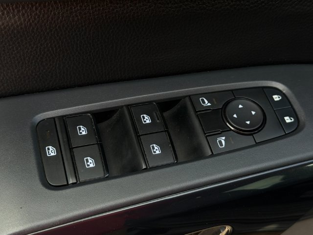 Used 2024 Nissan Pathfinder S w/ Cargo Package FWD image 13