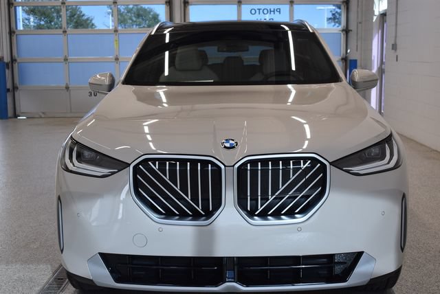 New 2026 BMW X3 xDrive30i w/ Convenience Package AWD/4WD image 3