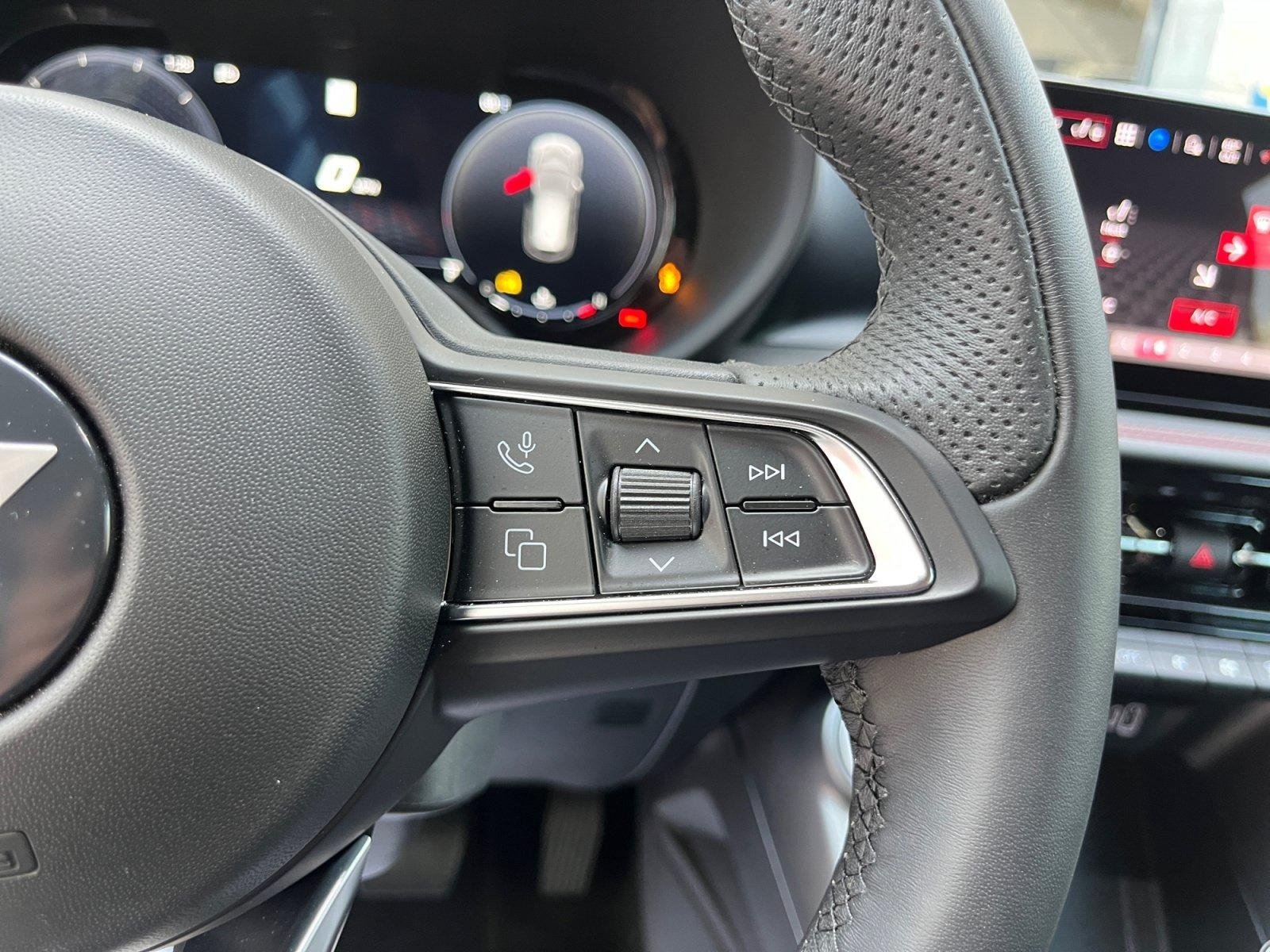 New 2025 Dodge Hornet GT w/ Cold Weather Group AWD/4WD image 18