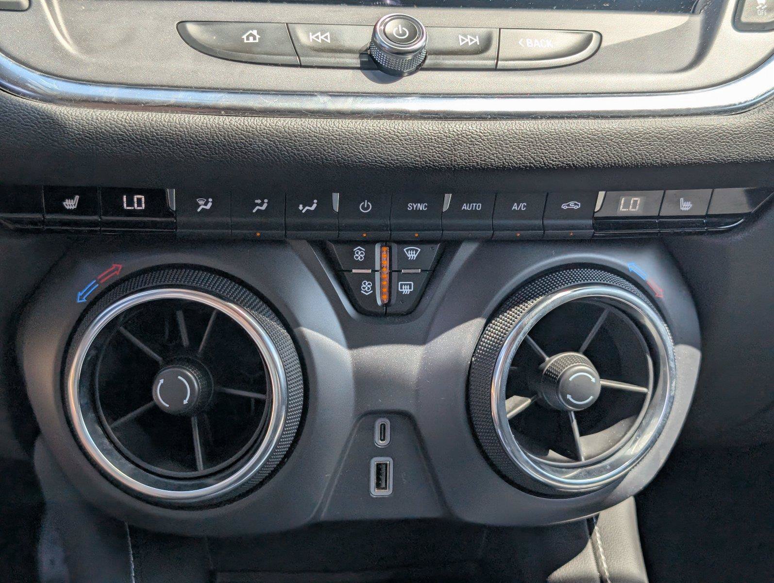 Used 2025 Chevrolet Blazer LT AWD/4WD image 24