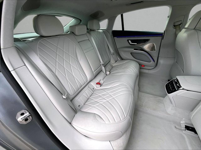 Used 2023 Mercedes-Benz EQS 580 4MATIC Sedan image 28