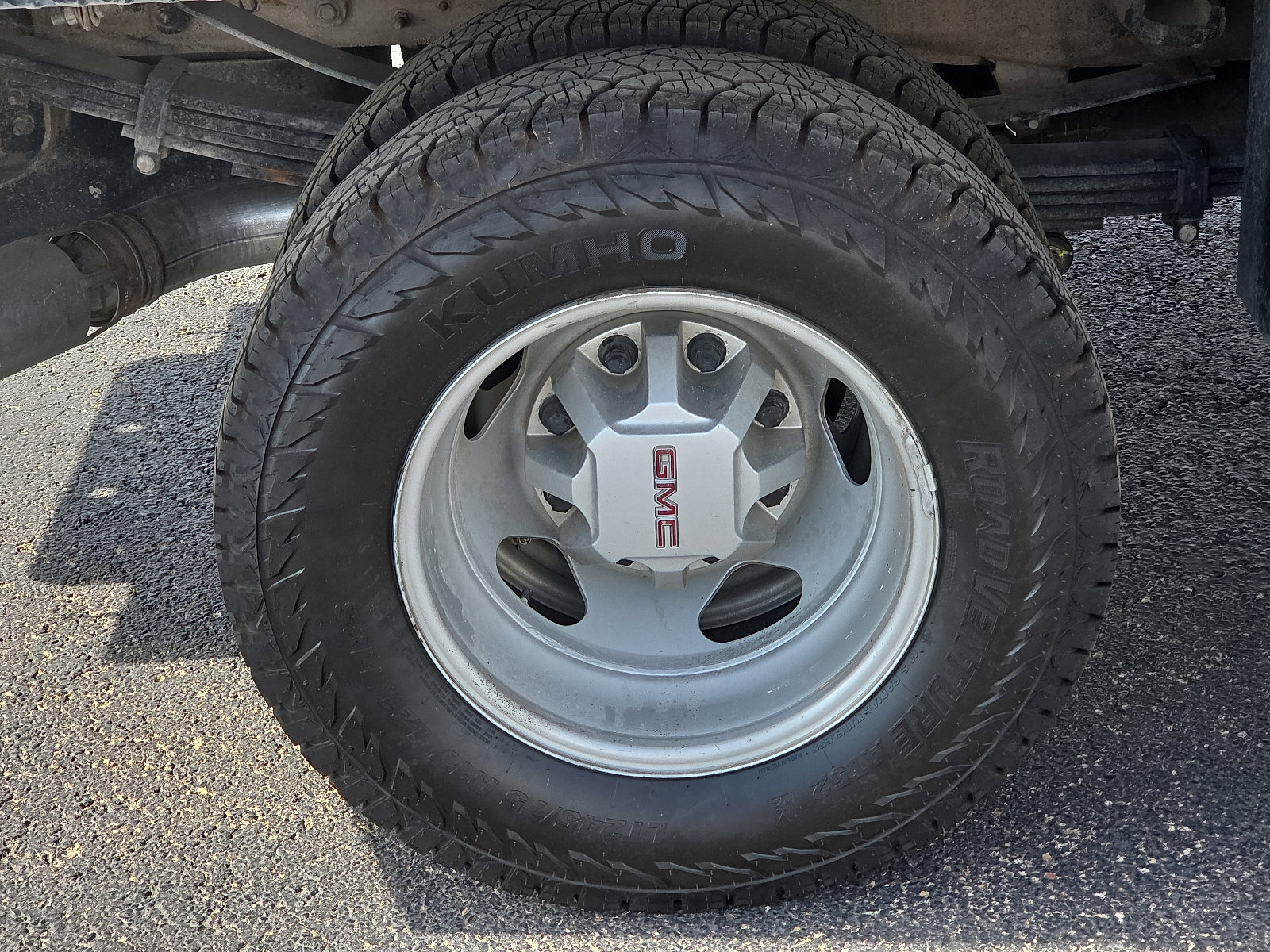 Used 2024 GMC Sierra 3500 Pro w/ Convenience Package AWD/4WD image 8