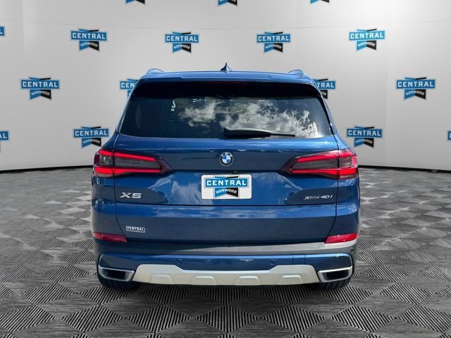 Used 2022 BMW X5 xDrive40i w/ Premium Package AWD/4WD image 4