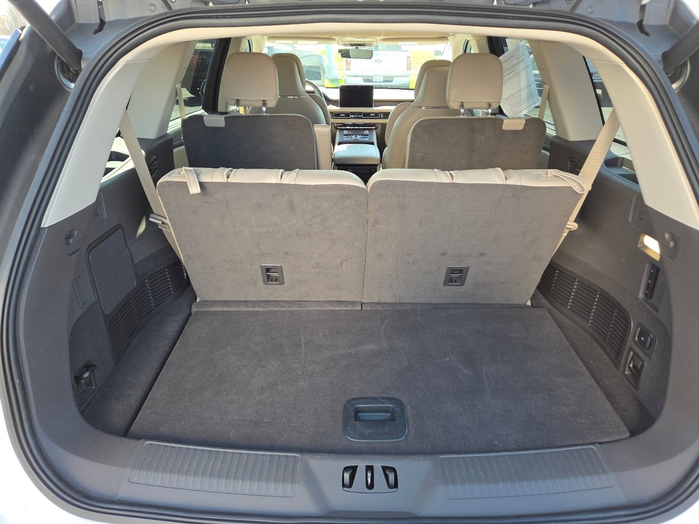 Used 2023 Lincoln Aviator Grand Touring w/ Equipment Group 301A image 16