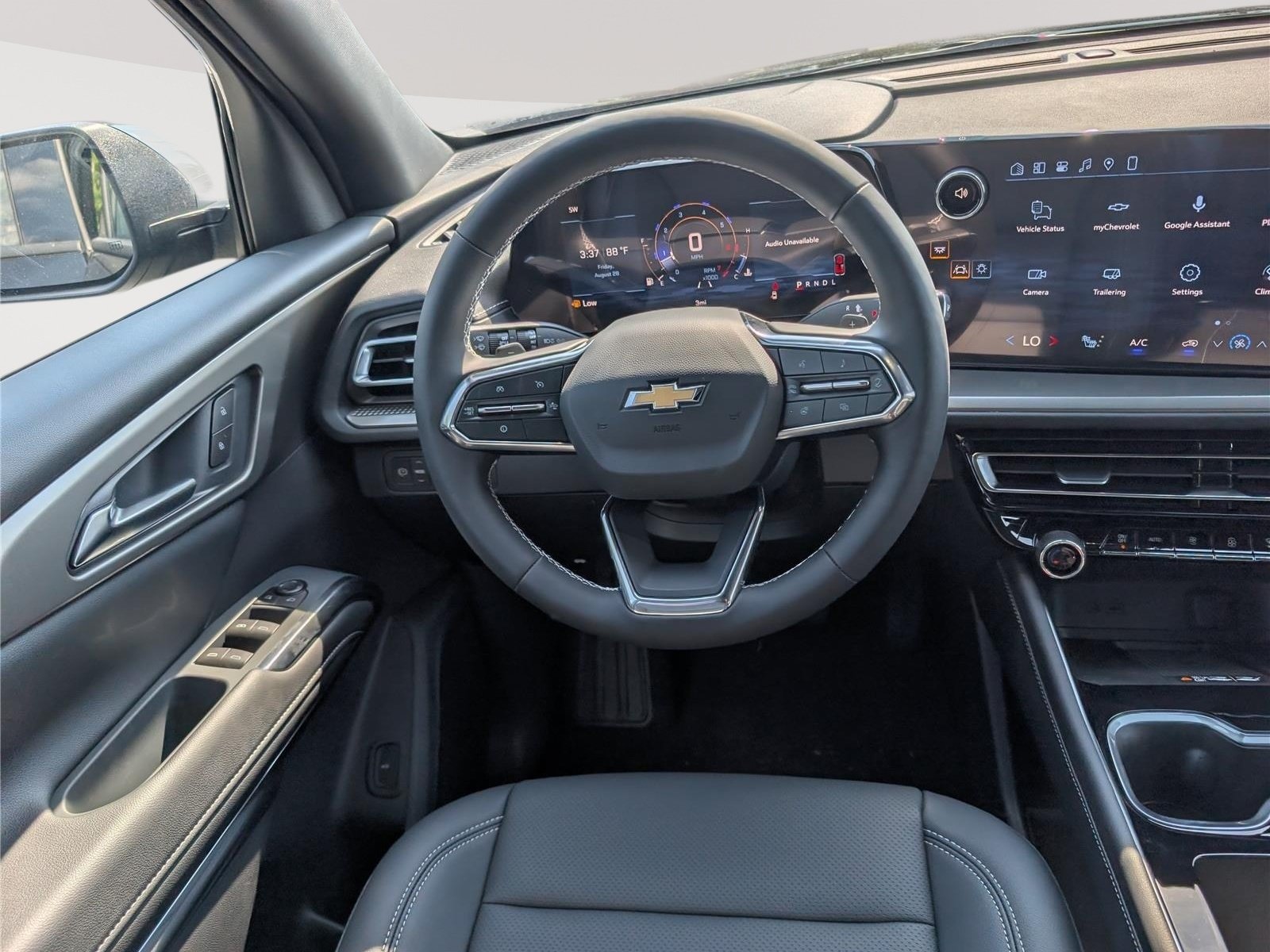 New 2027 Chevrolet Traverse LT w/ Driver Confidence Package FWD image 15