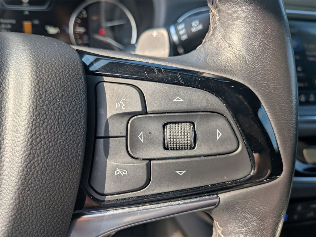 Used 2024 Buick Enclave Premium image 21