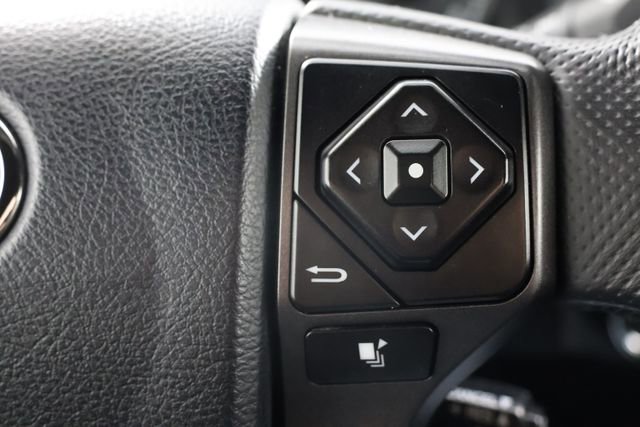 Used 2017 Toyota Tacoma TRD Sport w/ Premium & Technology Package image 12