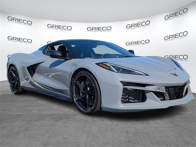 Used 2025 Chevrolet Corvette E-Ray w/ Stealth Interior Trim Package image 1