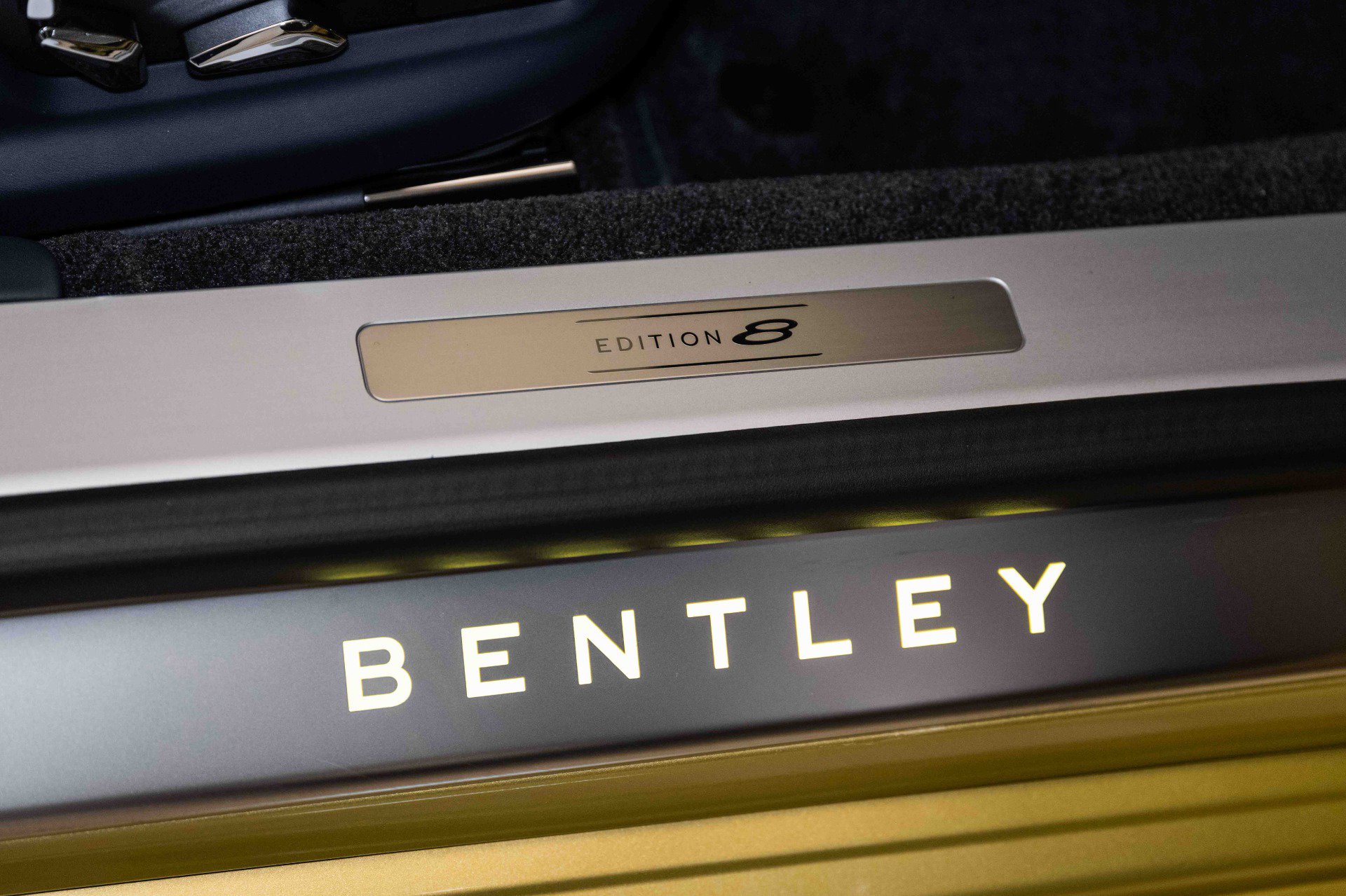 Used 2024 Bentley Flying Spur V8 image 48