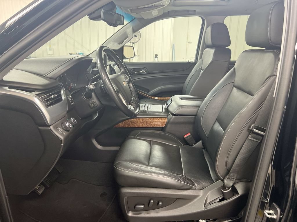 Used 2019 Chevrolet Tahoe Premier AWD/4WD image 21